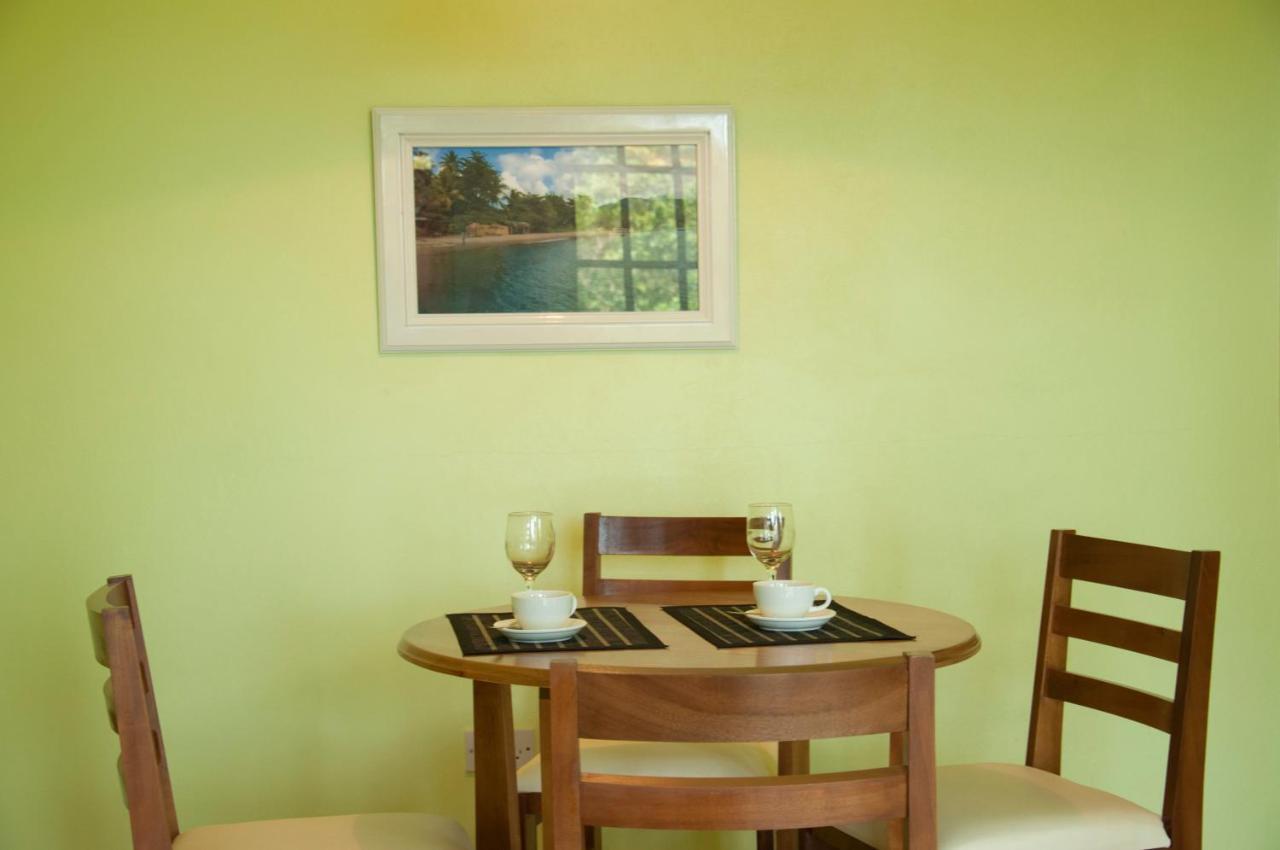 Diamond View Cottages Розо Номер фото